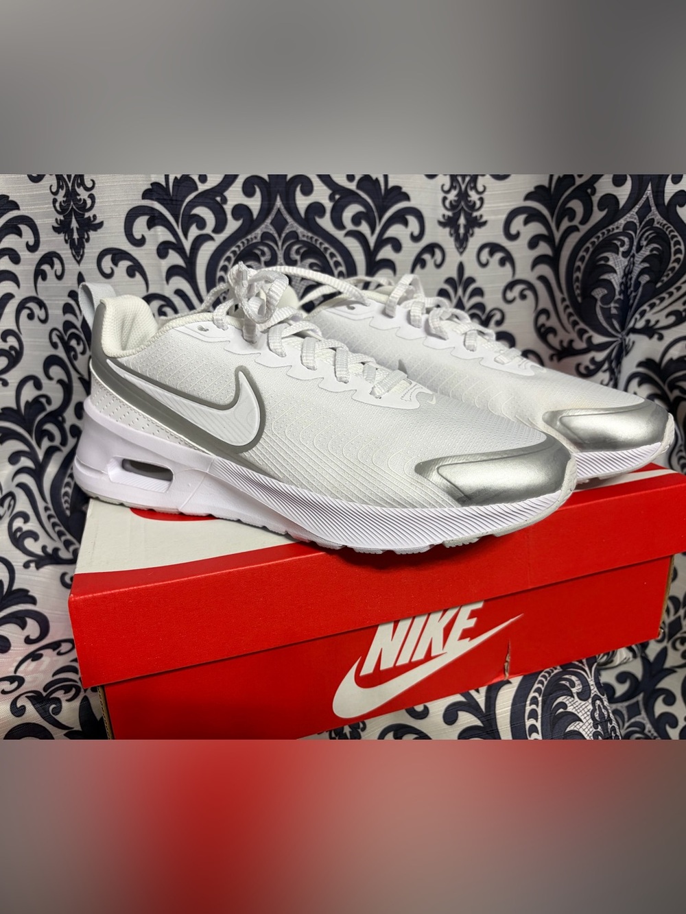 Nike air max nuaxis women’s shoes size 9.5